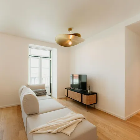 Mary Pink - No 2c - Elegant Two-bedroom *